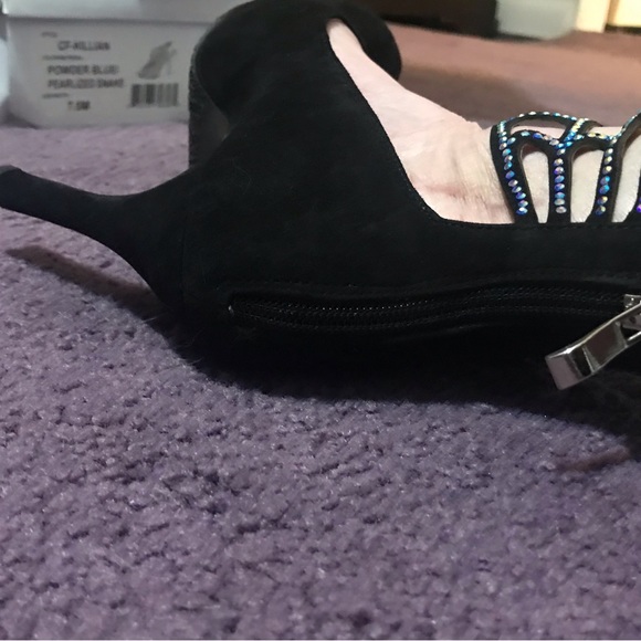 Theme rhinestone zip back suede black pump NWT - Picture 7 of 14